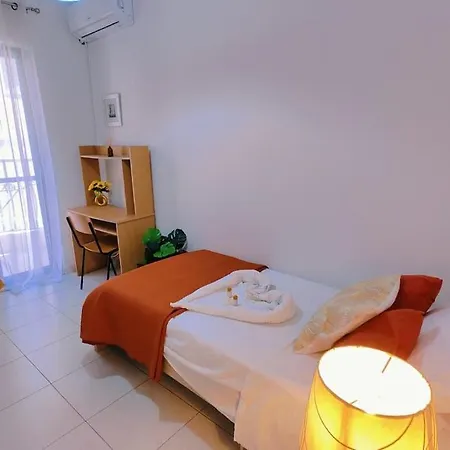公寓 Cozy 3 Bedroom Close To The *